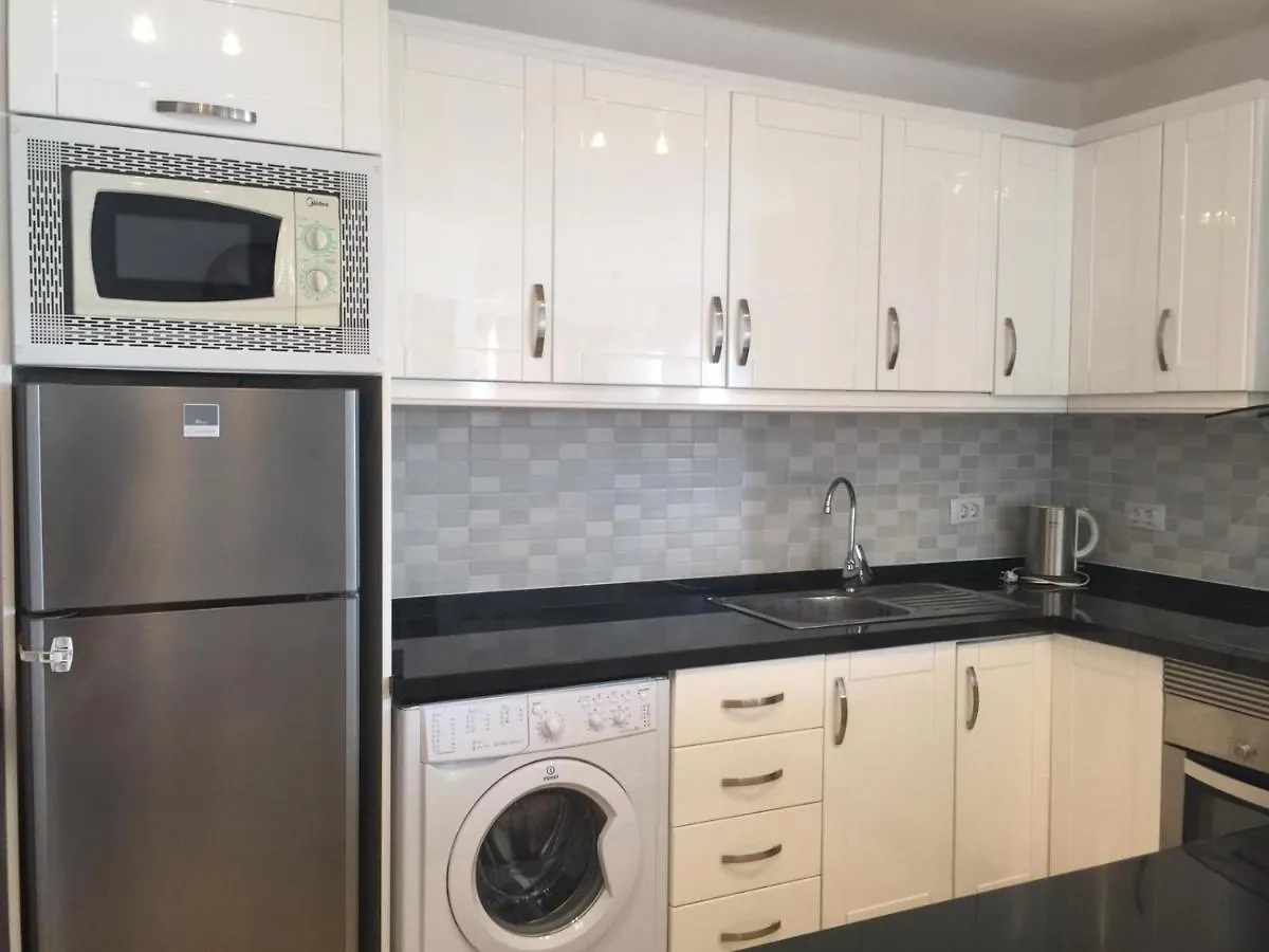 Apartamento Grande En Playa La Pinta Puerto Colon Costa Adeje  Spain
