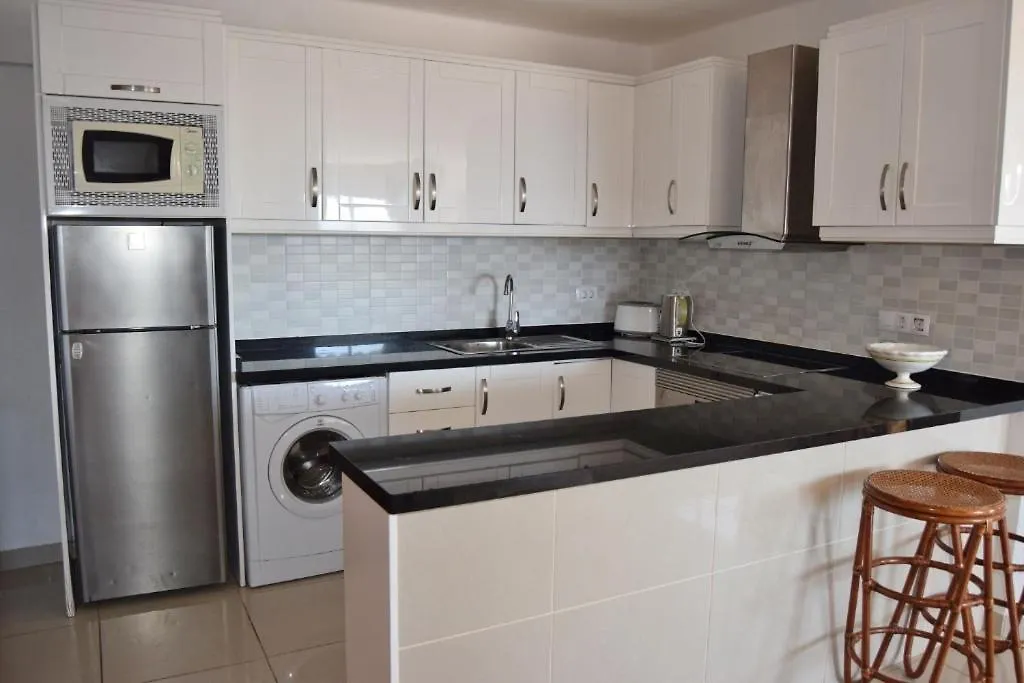 Apartamento Grande En Playa La Pinta Puerto Colon Costa Adeje
